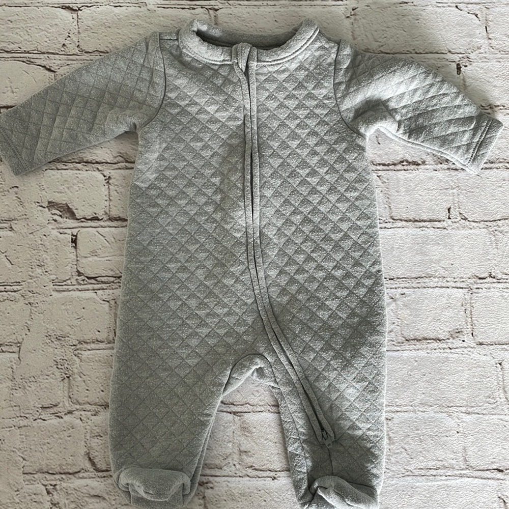 Old Navy Quilted Zip Footies 0-3 Months